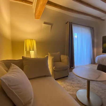 Casa Llobera 1792 Hotel
