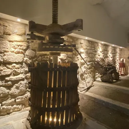 Casa Llobera 1792 Hotel *