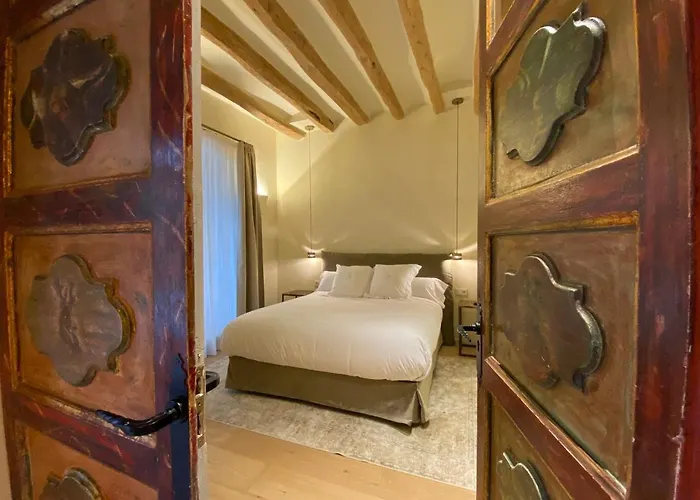 Casa Llobera 1792 Hotel